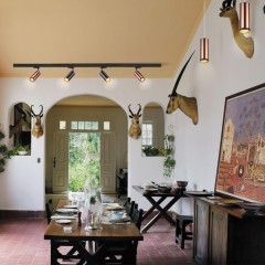 Трехжильный однофазный трековый светильник Novotech UNITE 370684