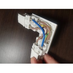 Соединитель &quot;L&quot; внутренний с токопроводом для трехфазного шинопровода 135064