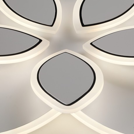 8014/75CL Потолочный светильник Lumion LEDIO Ra85 lm4800 LED 75W 220V 3000-6000K LOTUS